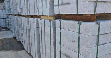 乐山芝麻白路牙石，路侧石