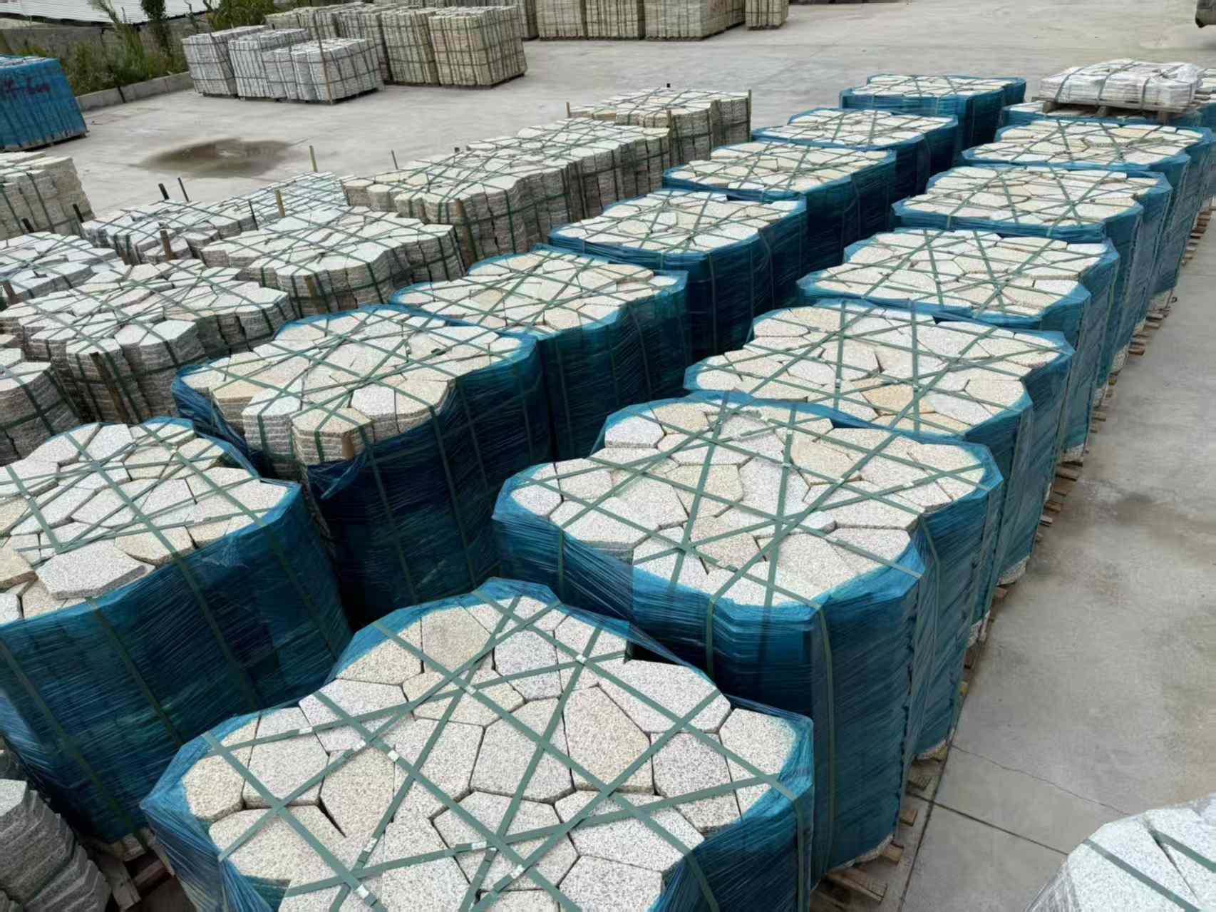 乐山黄金麻冰裂纹 碎拼