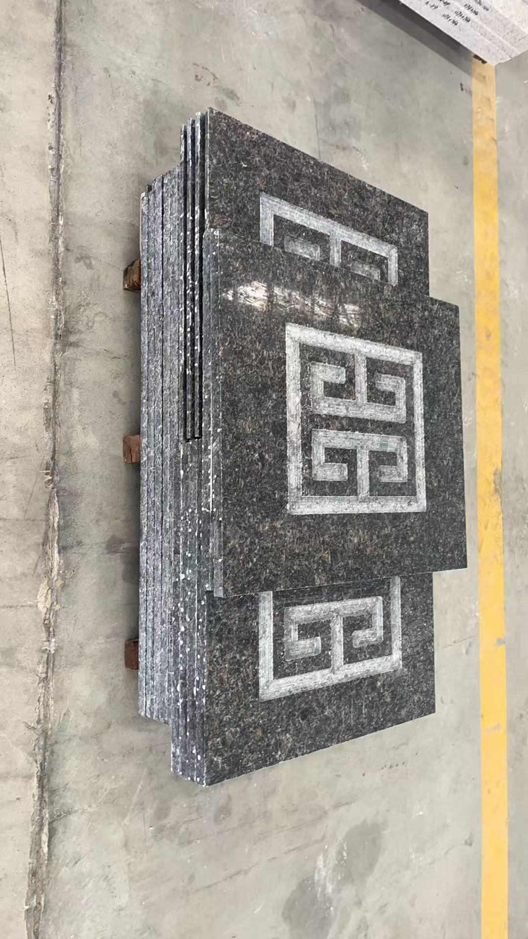 乐山英国棕回纹雕刻版