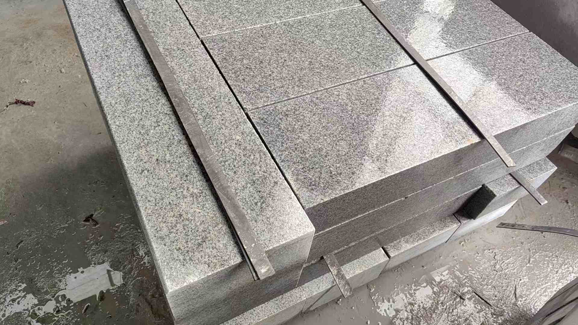 乐山芝麻灰 芝麻白 路牙石 路侧石 马路牙子